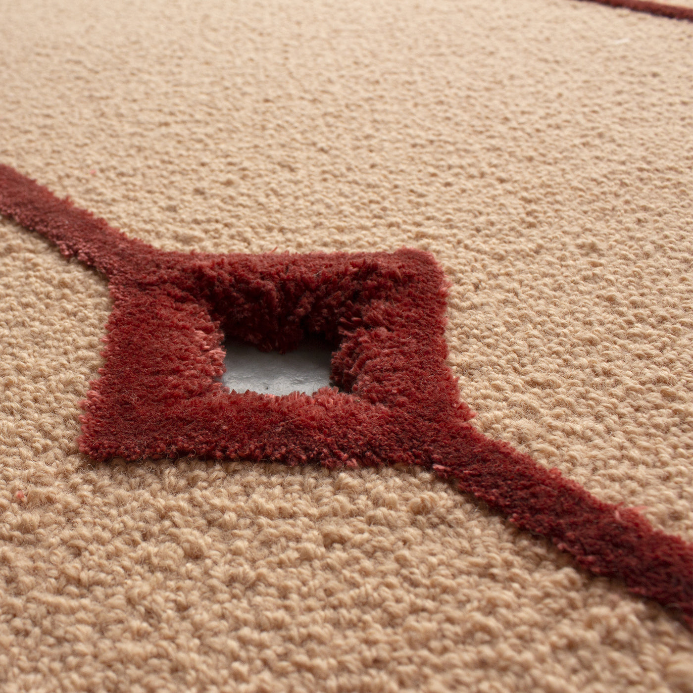 Cut Out Pale-Pink New Zealand Wool & Tencel Rug by Marcante-Testa - Alternative view 3