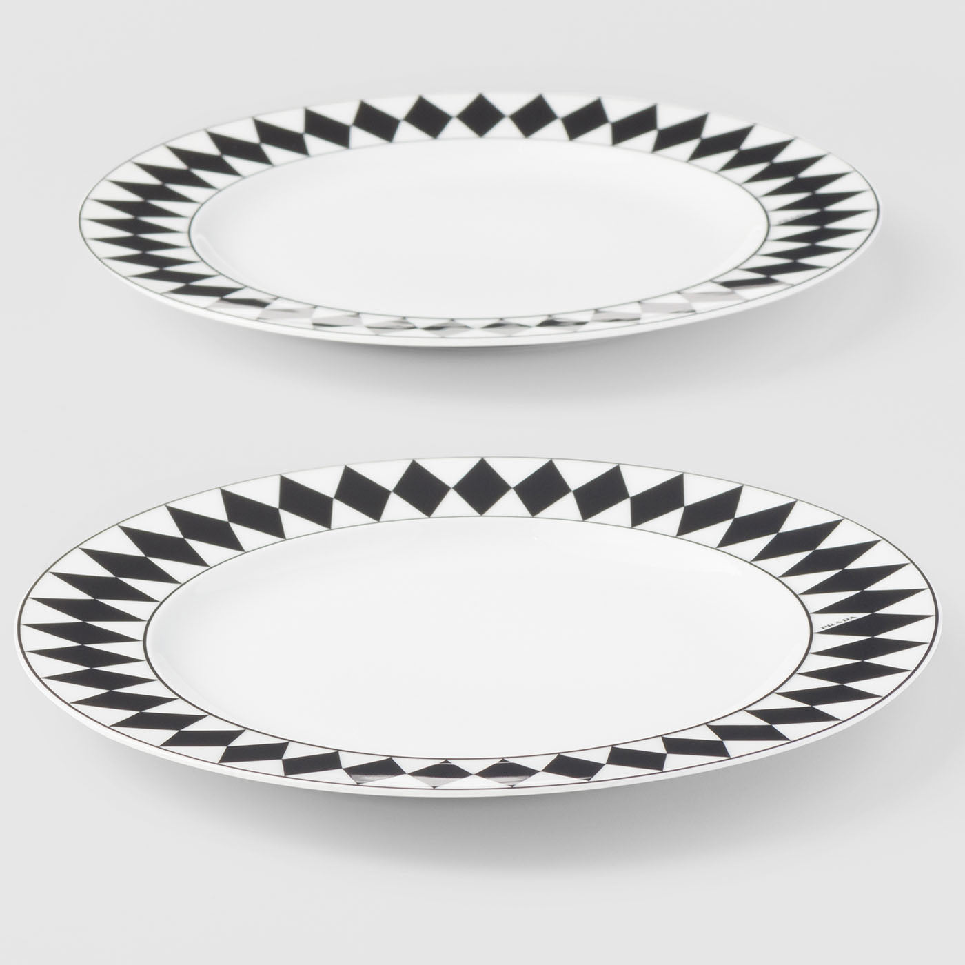 Set de dos platos de postre de porcelana Checkerboard - Vista alternativa 1
