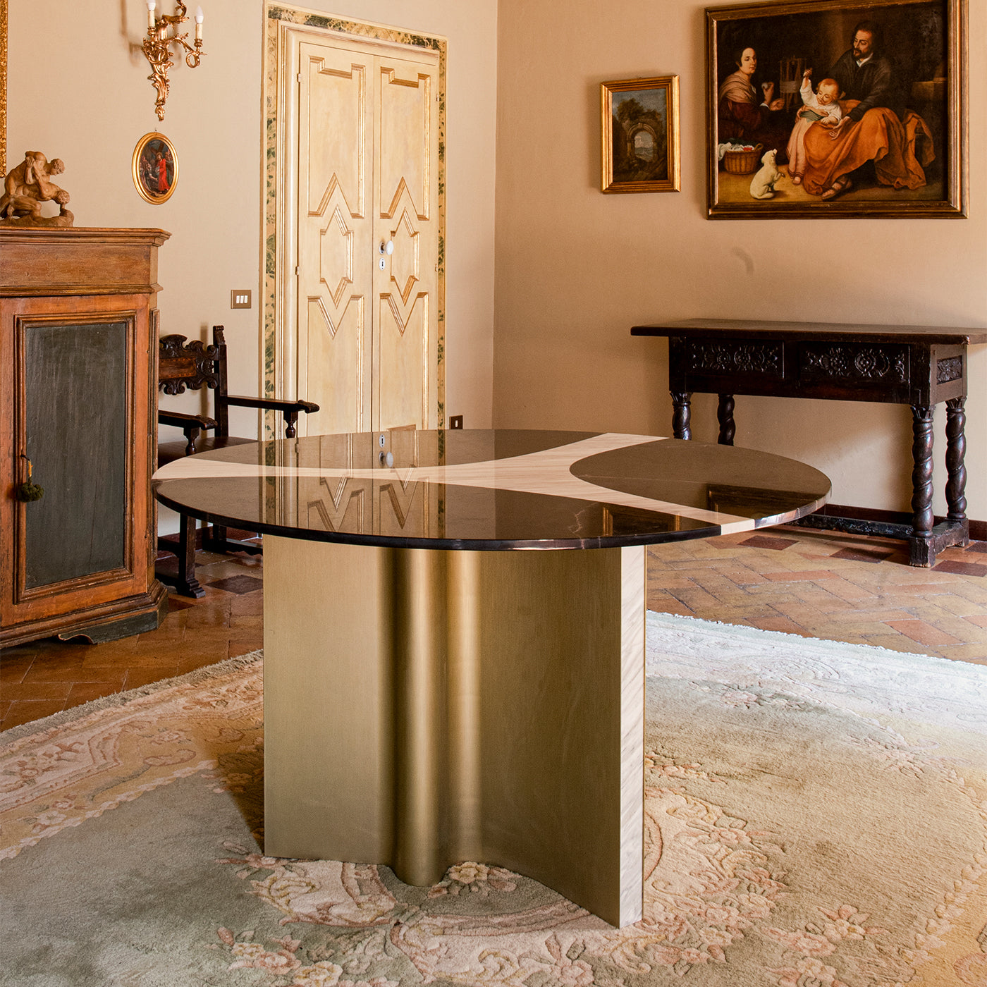 Edurne Marble Dining Table by Paolo Ciacci - Alternative view 1