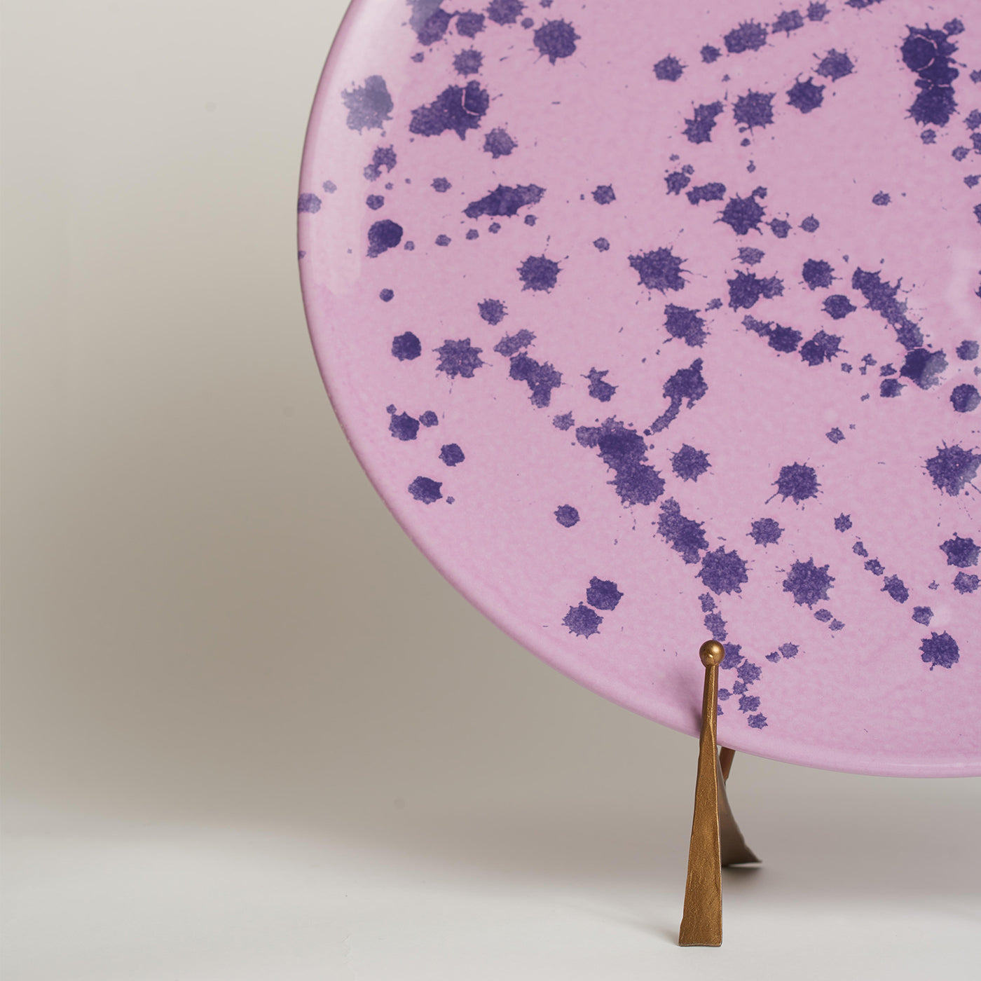 Plato decorativo de cerámica lila y violeta - Vista alternativa 1