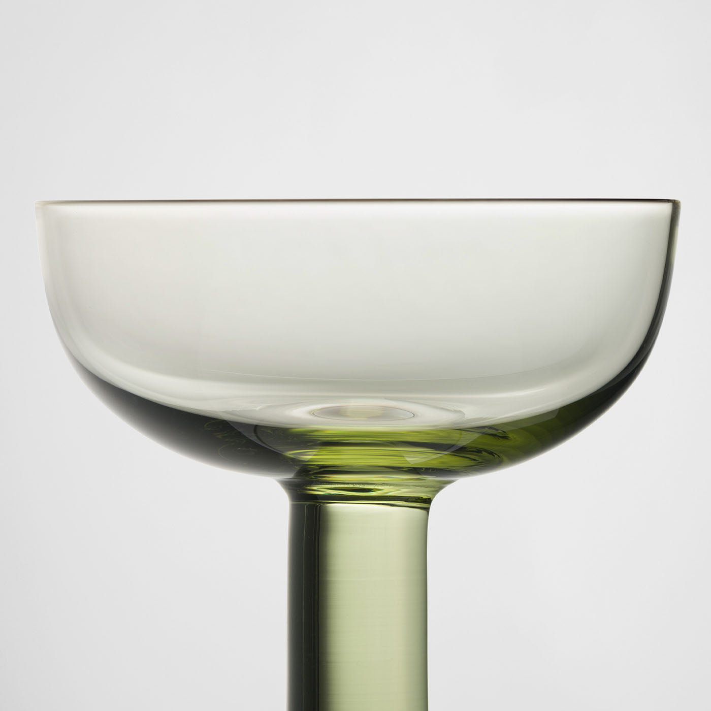 Plinth Set aus zwei Champagner-Coupe-Gläsern aus Kristall - Alternative Ansicht 2