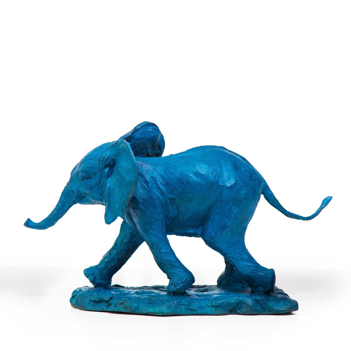 Blue Baby Elephant Sculpture - Alternative view 3