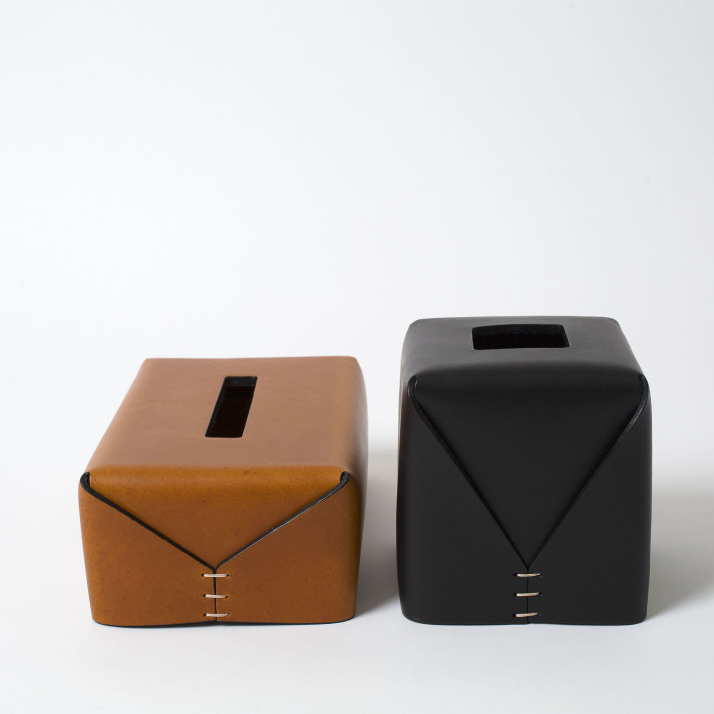Regelmäßige braune Tissue-Box mit rechteckigem Schnitt von Oscar Maschera - Alternative Ansicht 4