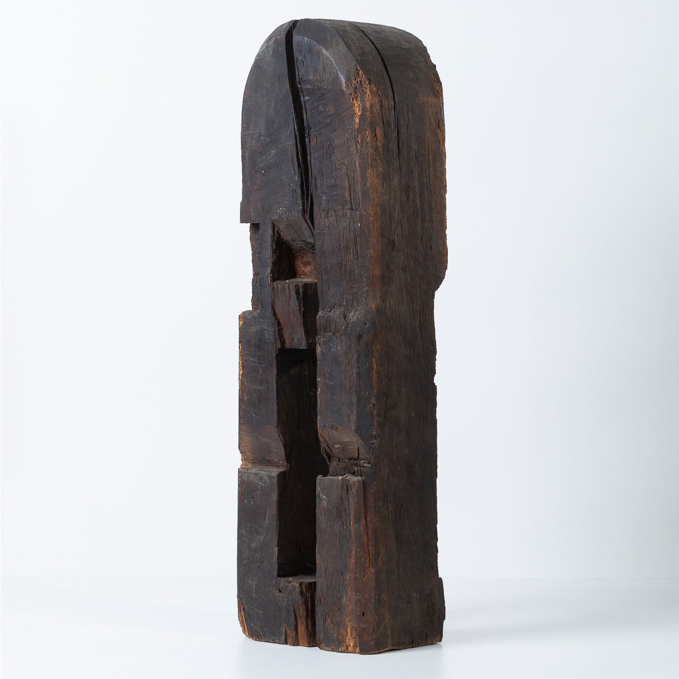 Totem Oak Oil Press Sculpture - Alternative view 2