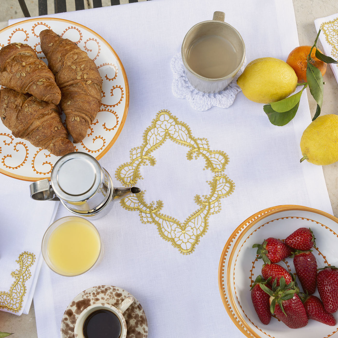 Rinascimento Gold-Embroidered White Linen Table Runner - Alternative view 1