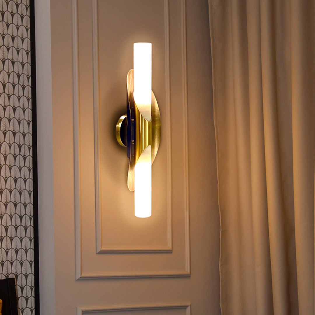 Manta Wall Sconce In Brushed Bronze And Satin Brass Matlight Milano Artemest