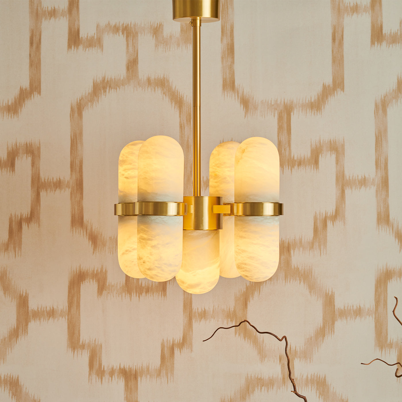Pills Satin Brass and Alabaster Chandelier by Droulers Architecture - Alternative view 1