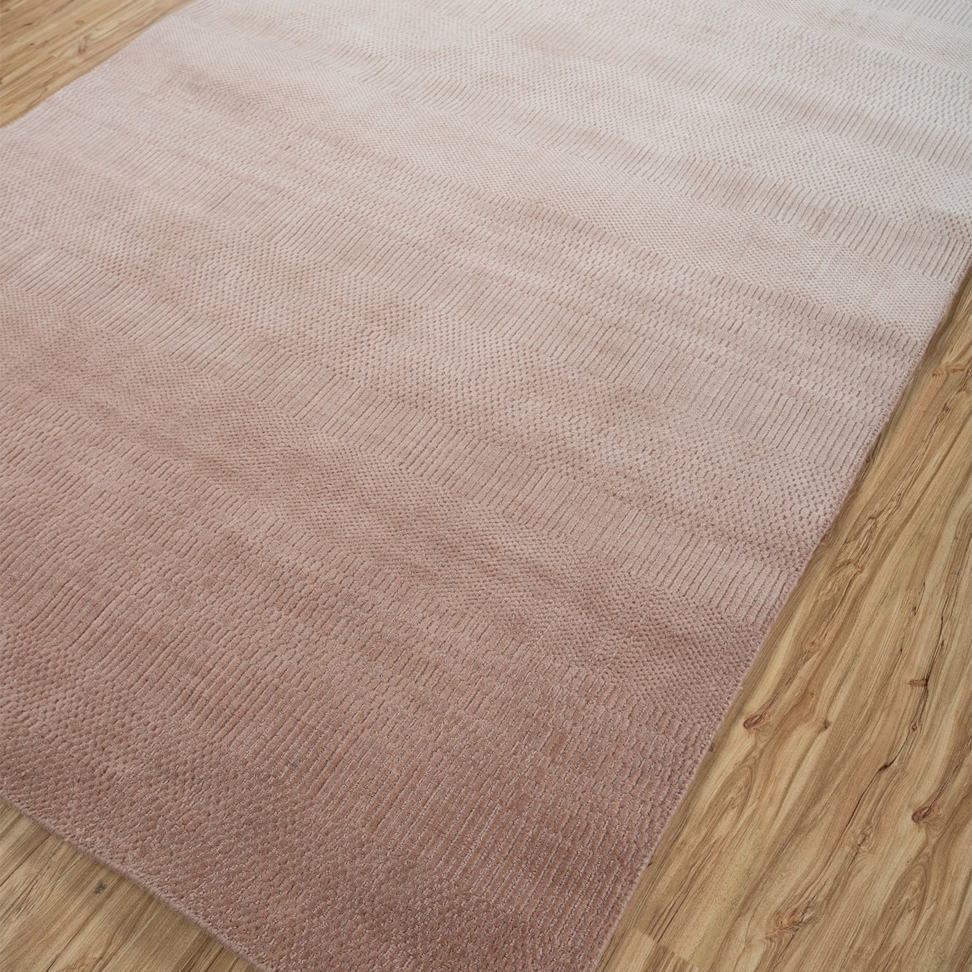 Tapis Dusty Dawn Apricot &amp; Peach Dust tissé à la main - Vue alternative 1