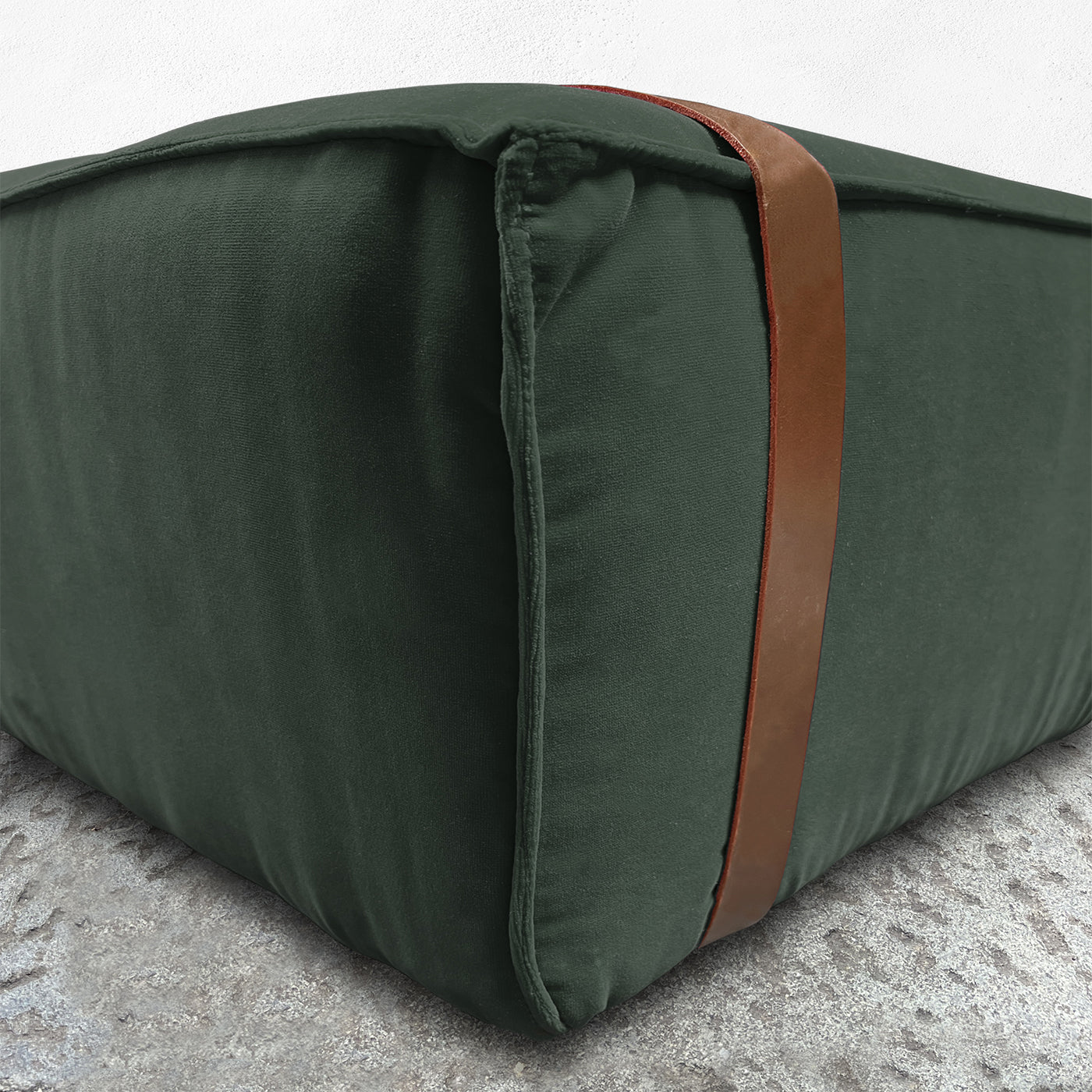 Maxi Docker English Green Velvet Pouf - Alternative view 1
