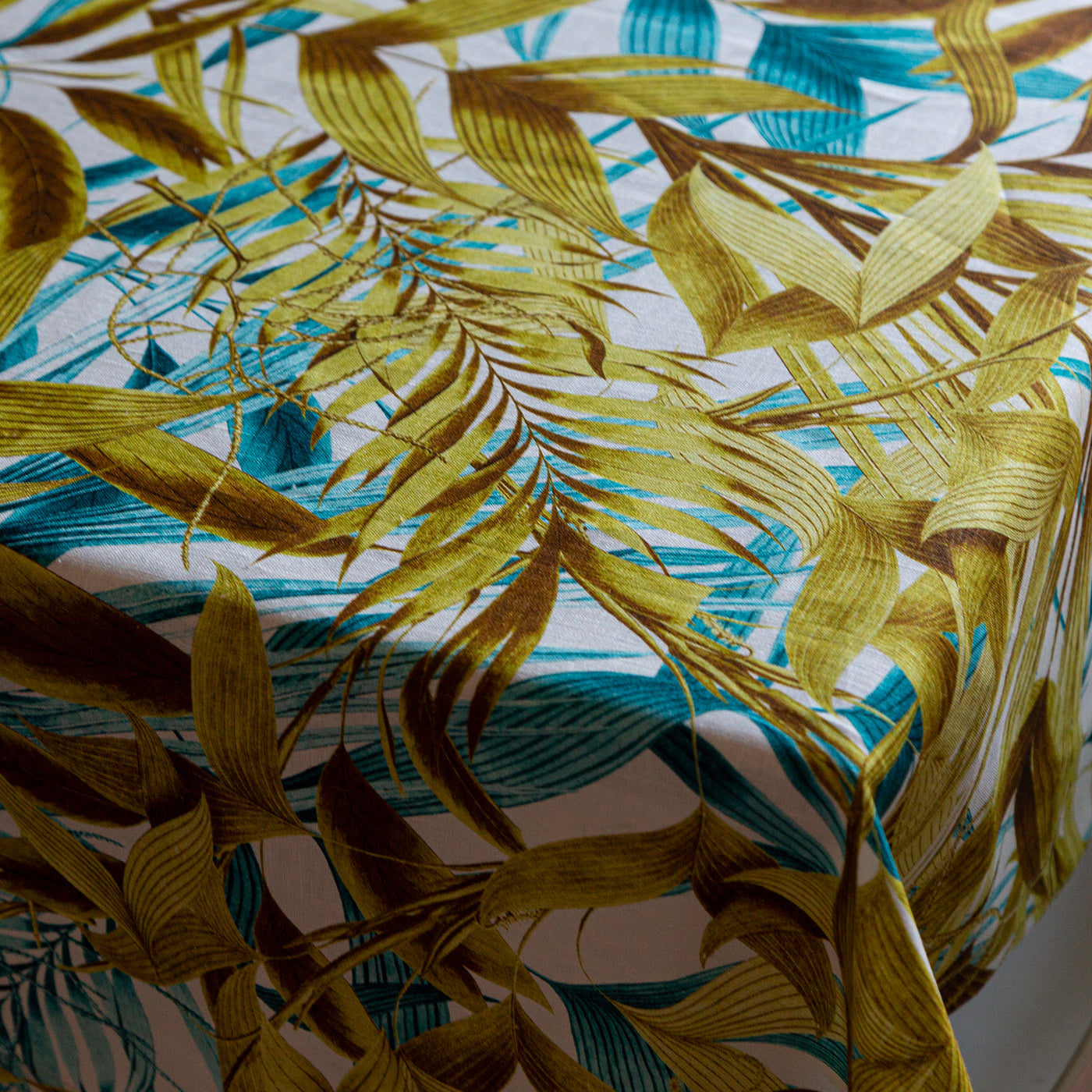 Las Palmas Linen Tablecloth With Turquoise And Yellow Palm Leaves - Alternative view 2