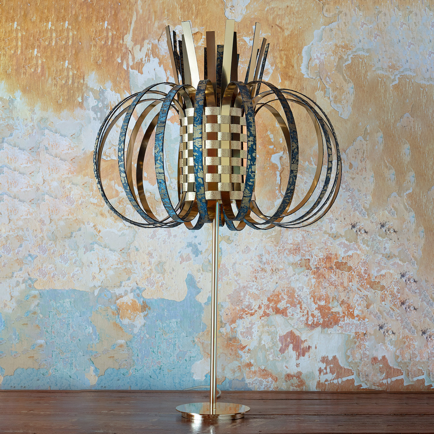 Astra Pe Tailoring Table Lamp - Alternative view 1