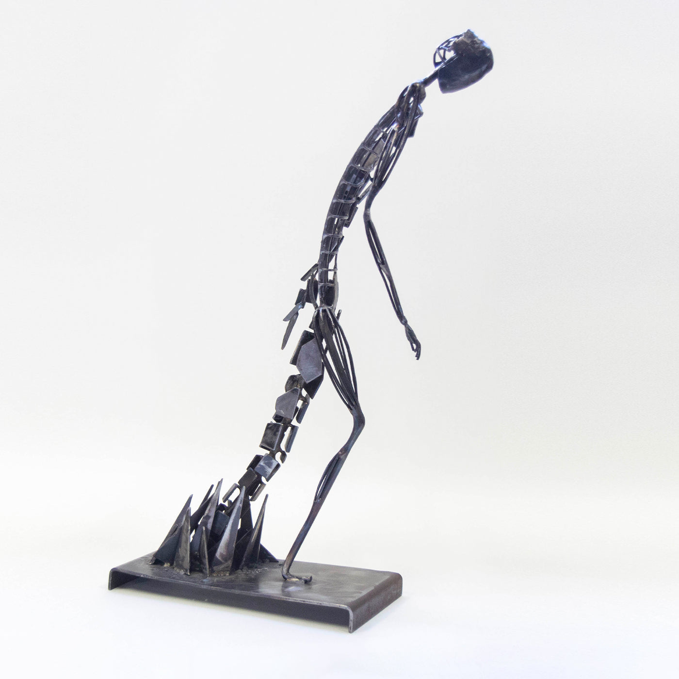 Uomo In Movimento N.4 Sculpture by Lorenzo Quadalti - Alternative view 3