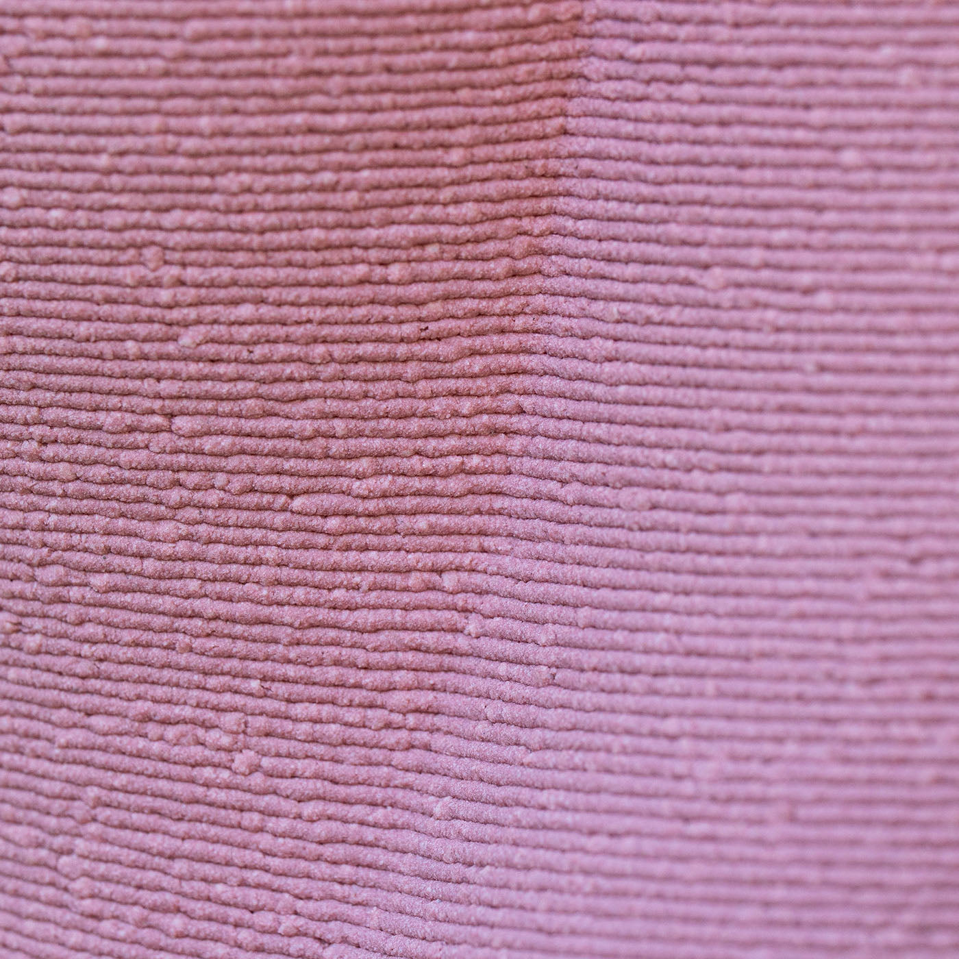 Jarrón de cerámica rosa hembra - Vista alternativa 1