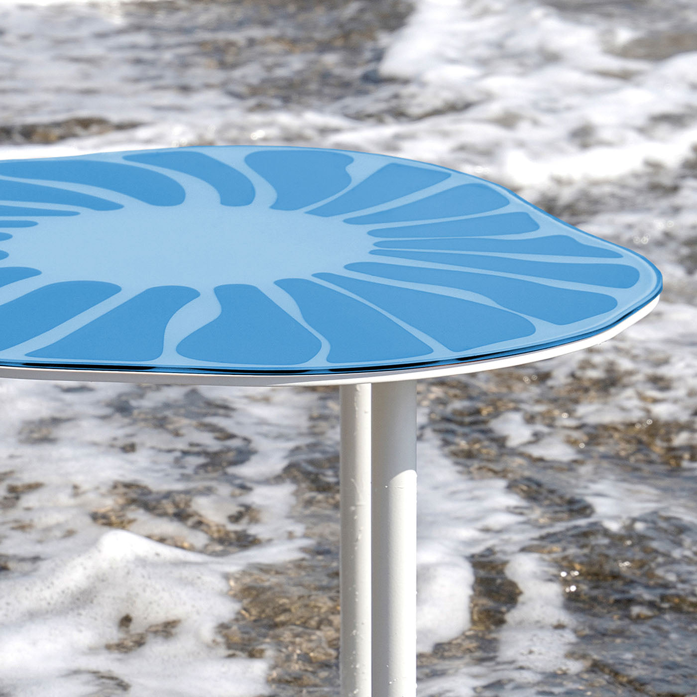 Cesareo Large Blue Glass Side Table - Alternative view 1