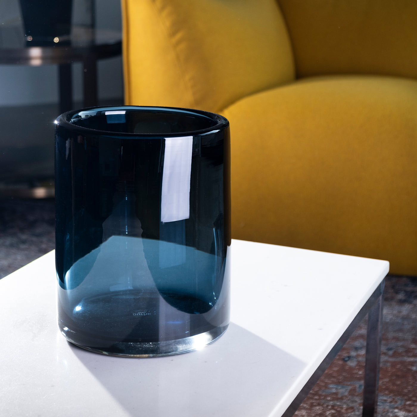 Cilindro Kleine Vase - Glänzend - Tiefblau - Alternative Ansicht 2