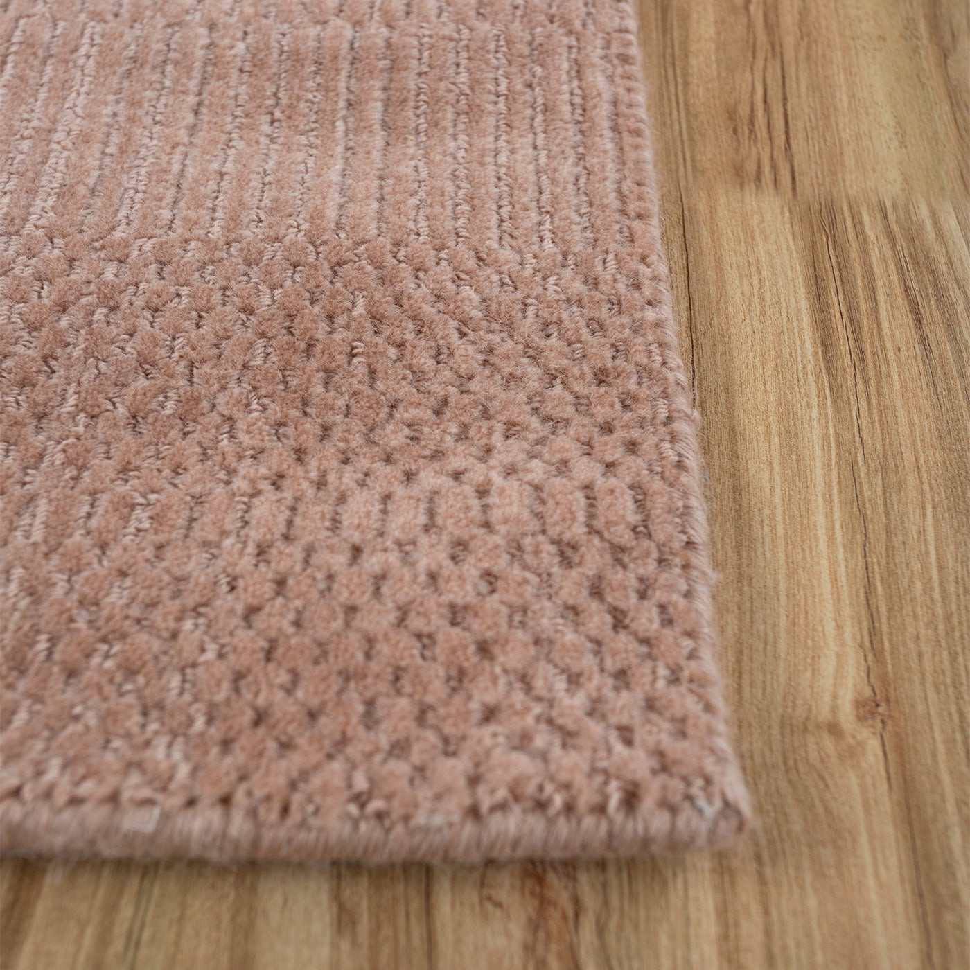 Dusty Dawn Apricot & Peach Dust Hand Loom Rug - Alternative view 2