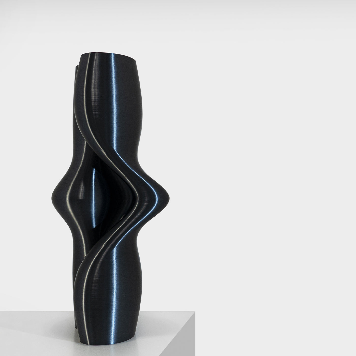 Feeling Black Vase-Sculpture - Alternative view 3