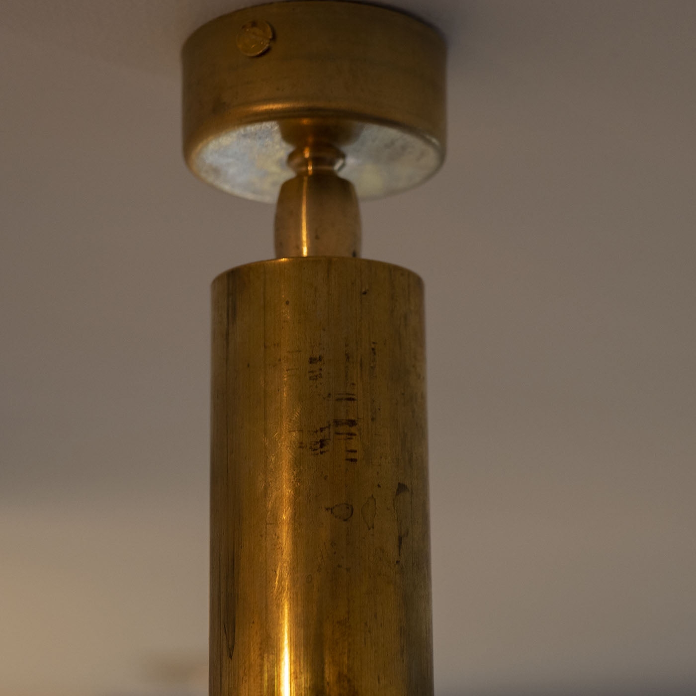 Micro Kyle Pl Gold Brass Ceiling Lamp - Alternative view 2