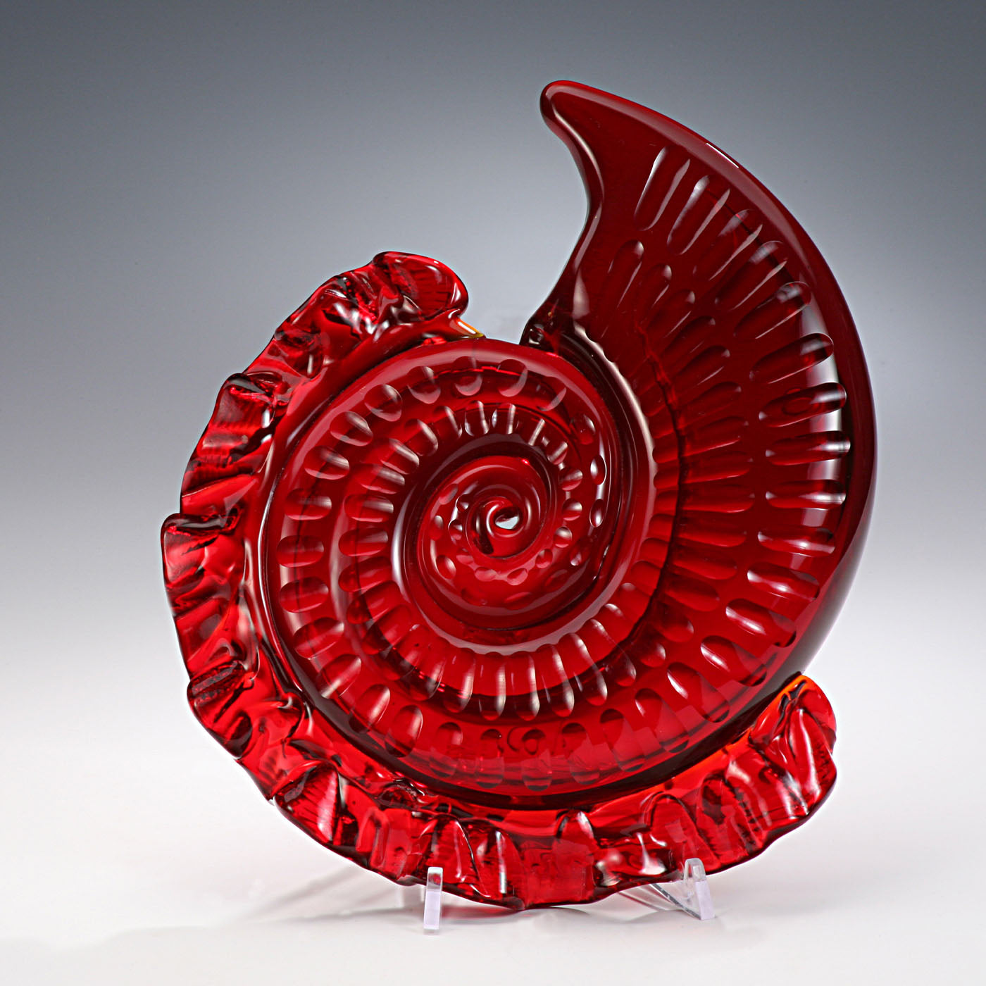 Escultura de amonita roja de Margherita Barbini - Vista alternativa 1