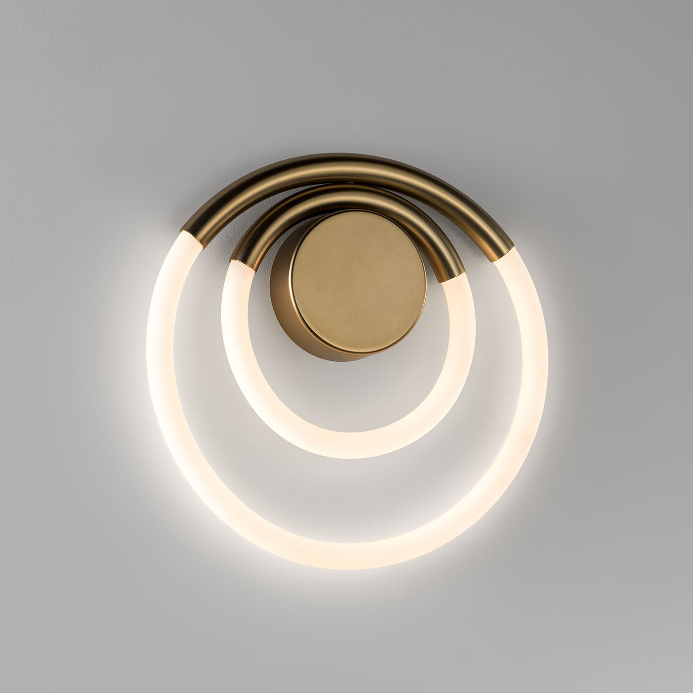 Loop Bronze Matte Metal Wall Lamp - Alternative view 1