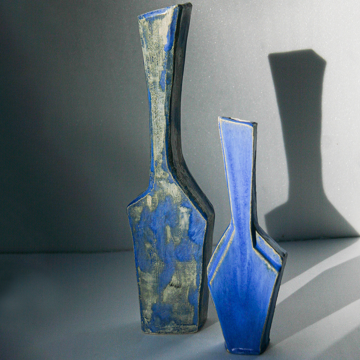 Kubistische blaue Vase N.2 - Alternative Ansicht 4