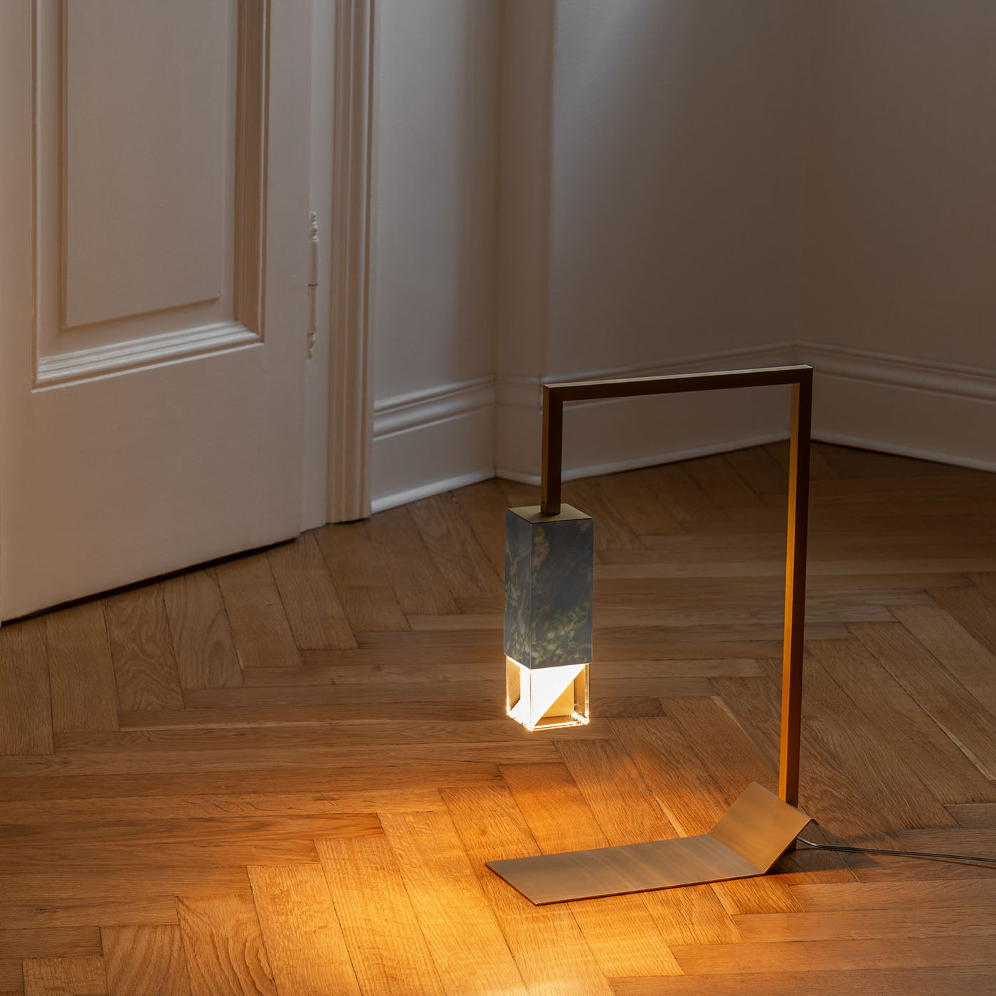 Lampe/Two Palissandro Blu Nuvolato Marmor Tischlampe RE 01 - Alternative Ansicht 2