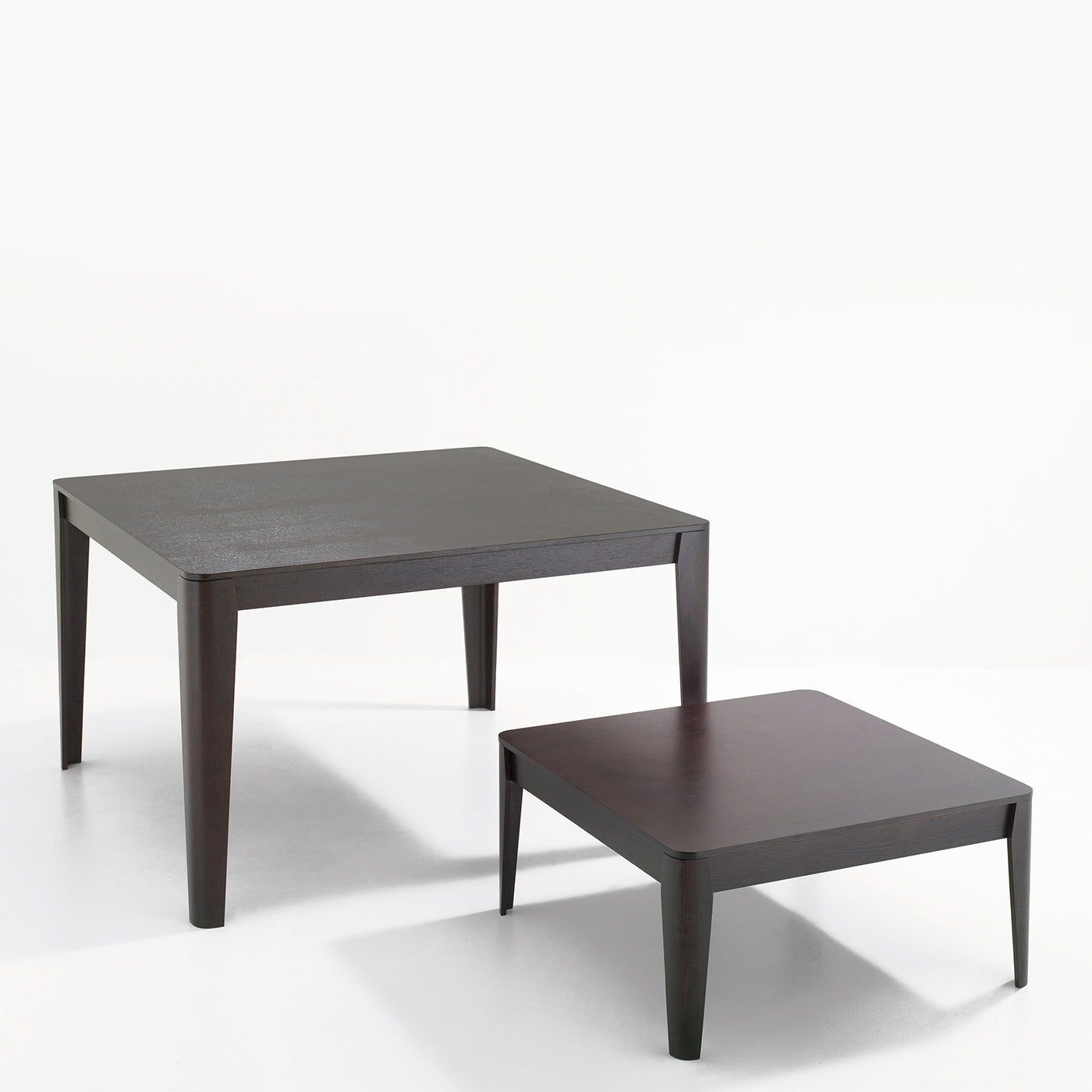 Compensato Dark-Durmast-Finished Dining Table by Angelo Mangiarotti - Alternative view 1