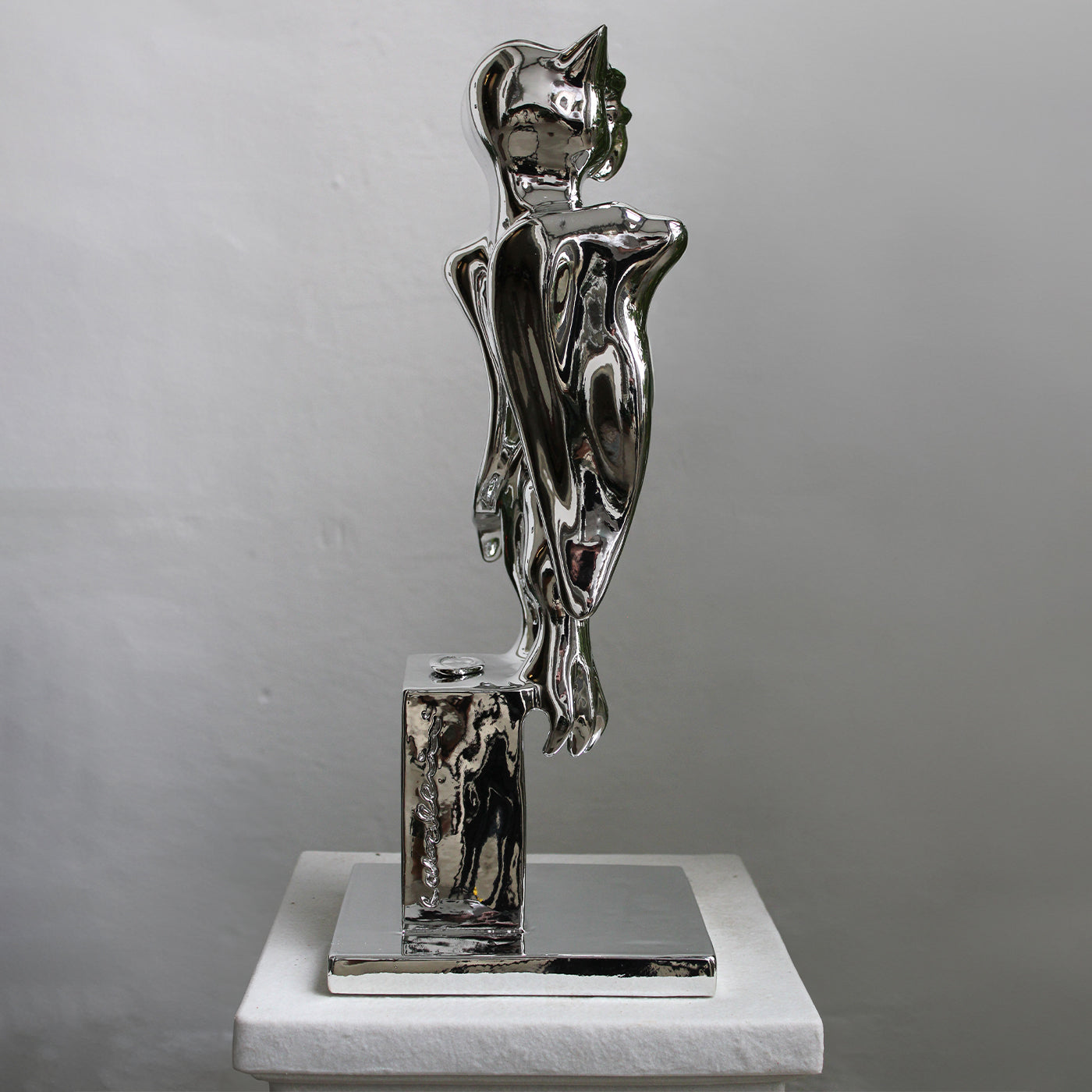 Escultura PoPOwl de plata  - Vista alternativa 3