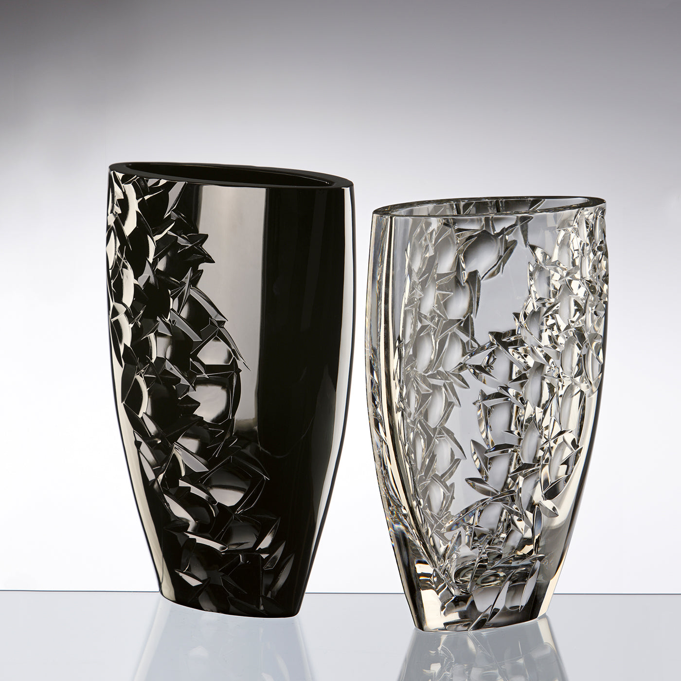 Black Ecstasy Vase - Alternative view 1