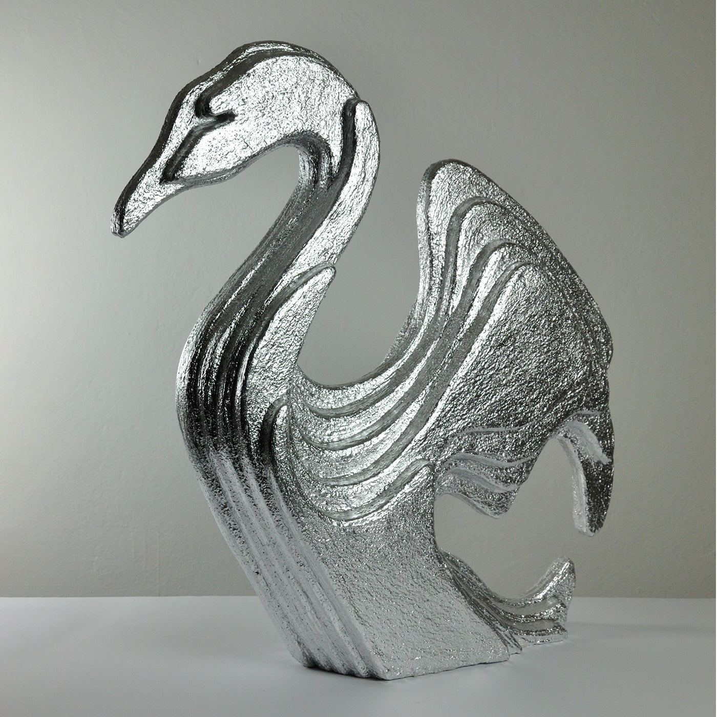 Silver Swan Sculpture - Alternative view 2