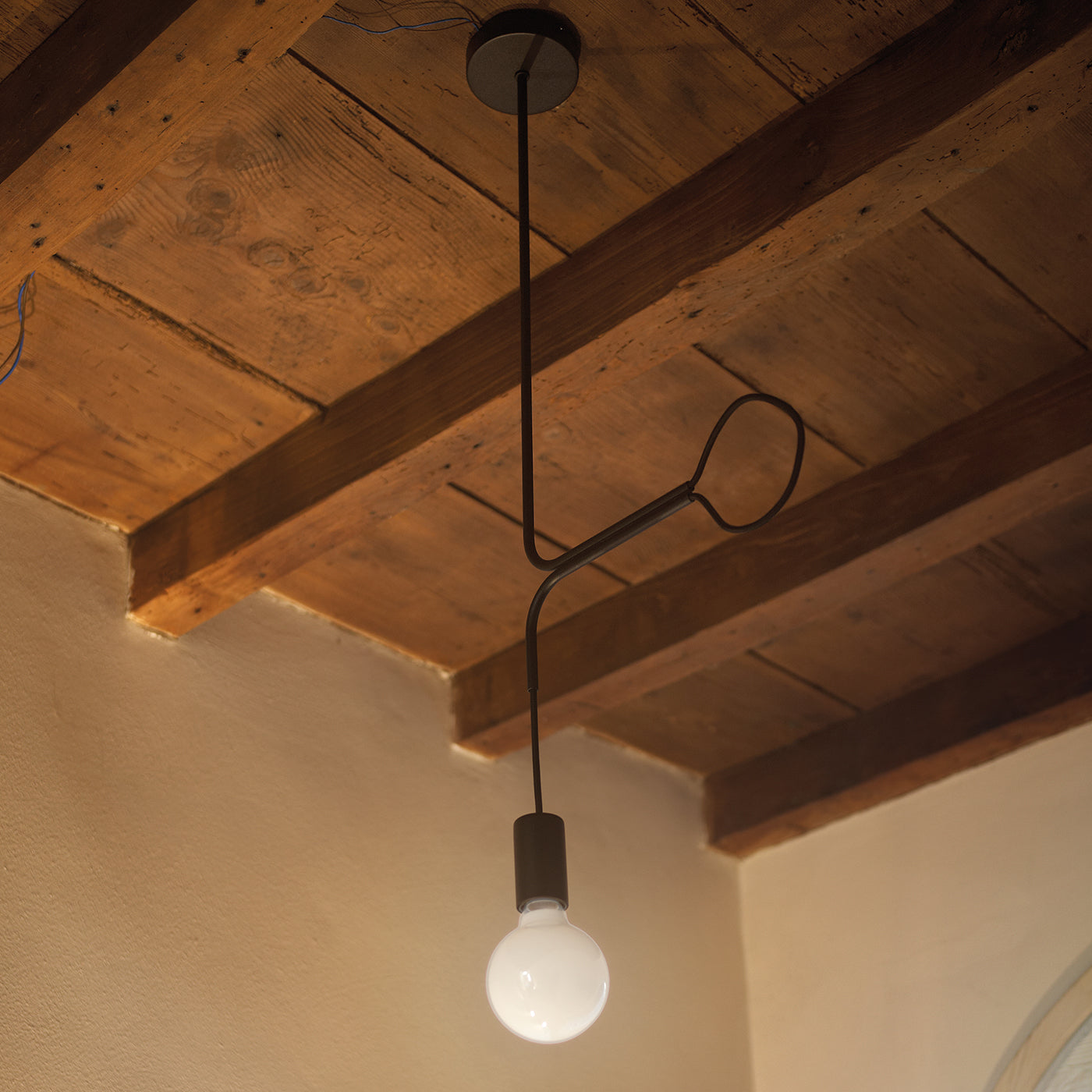 Pullight Black Pendant Lamp - Alternative view 1