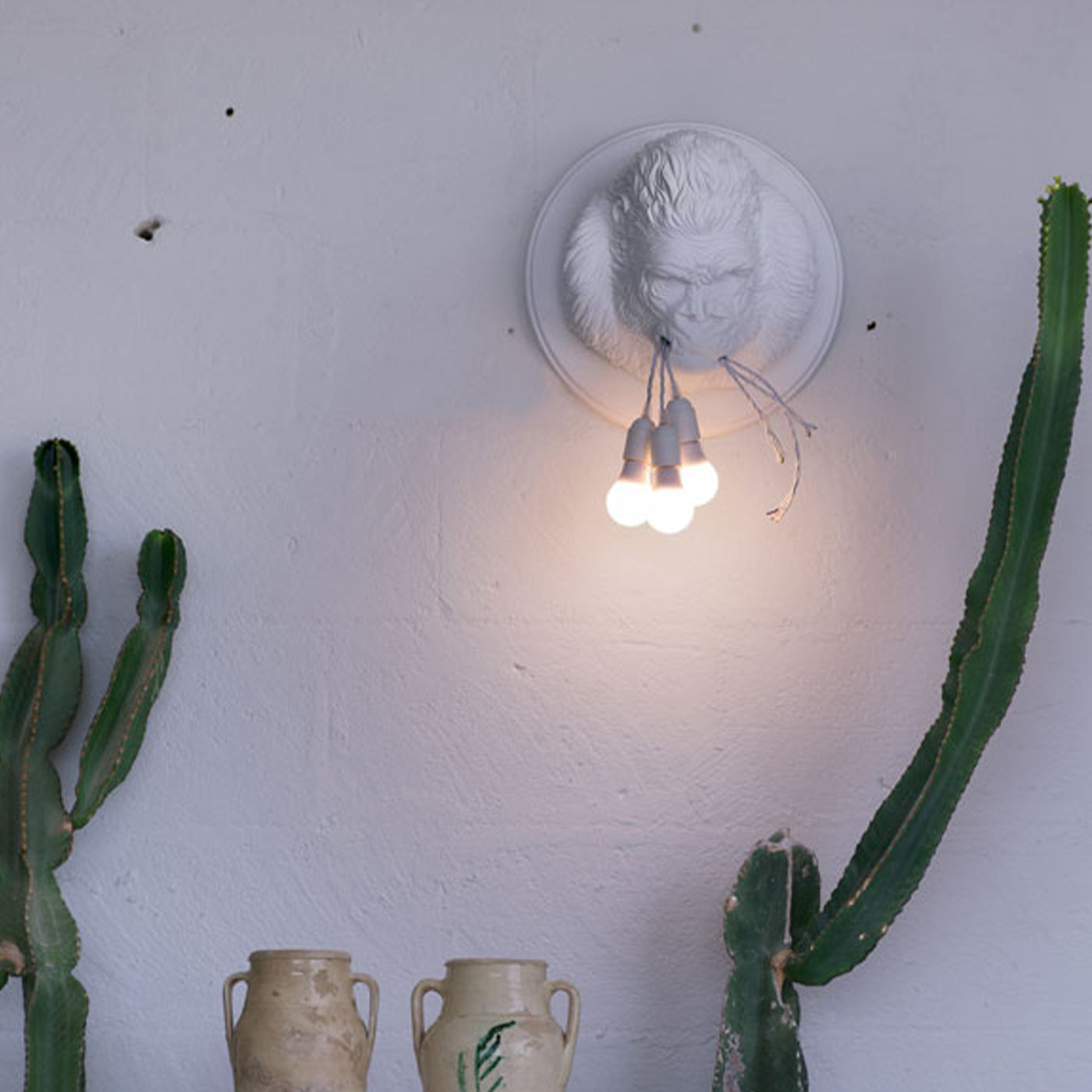 Ugo Rilla White Wall Lamp by Matteo Ugolini - Alternative view 1