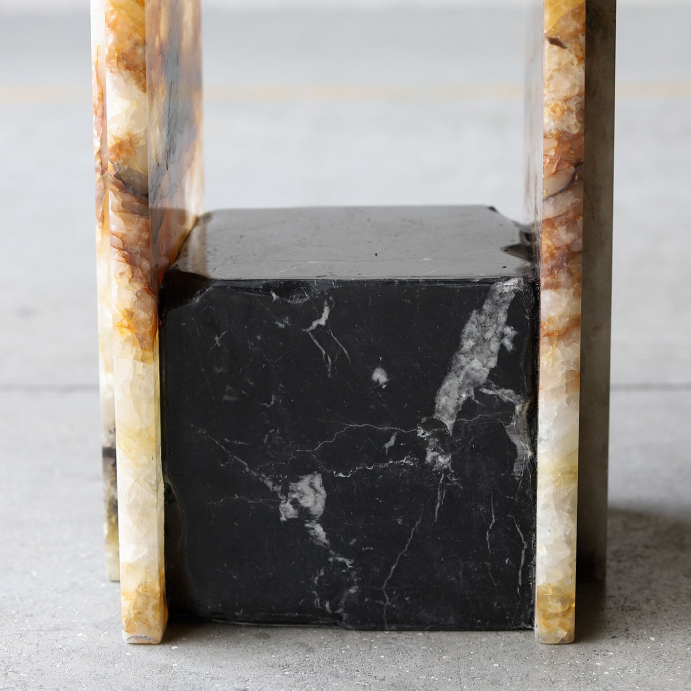 Patagonia Marble Console - Alternative view 1