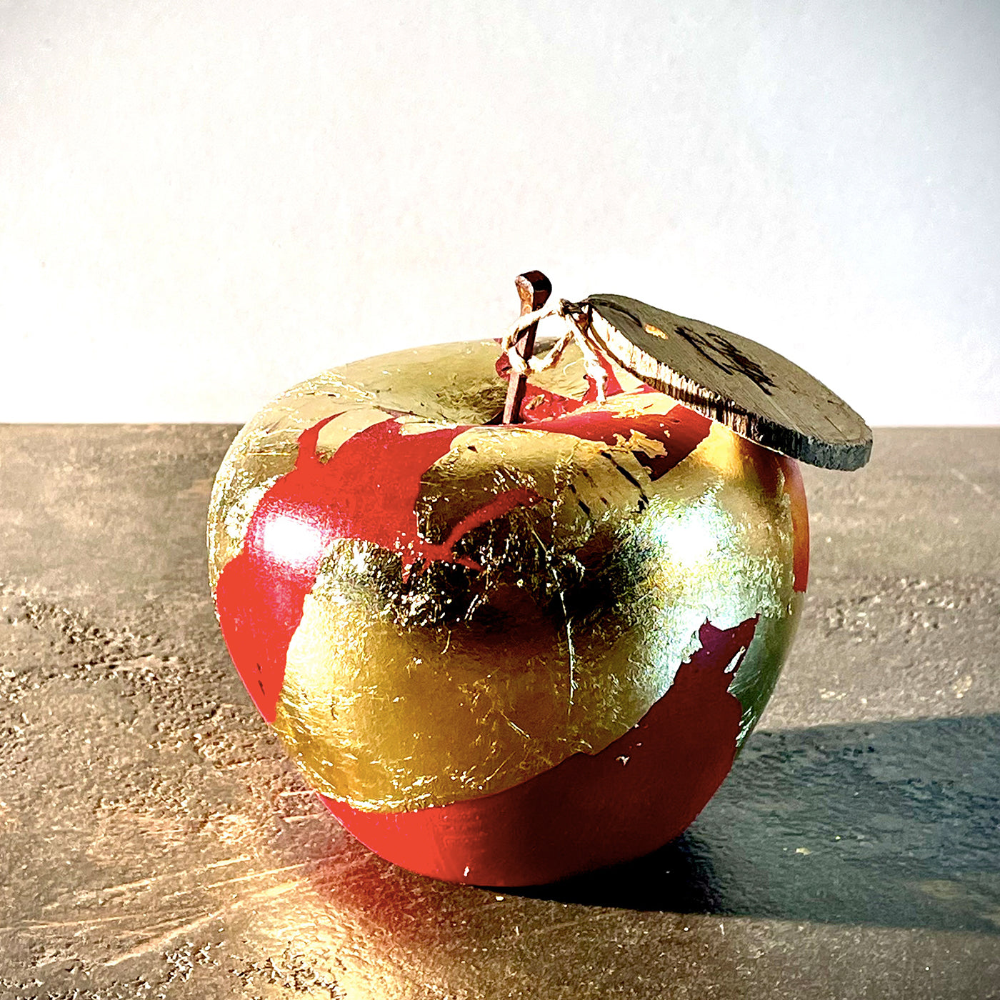 Gold Leaves Red Apple Sculpture - Alternative view 3