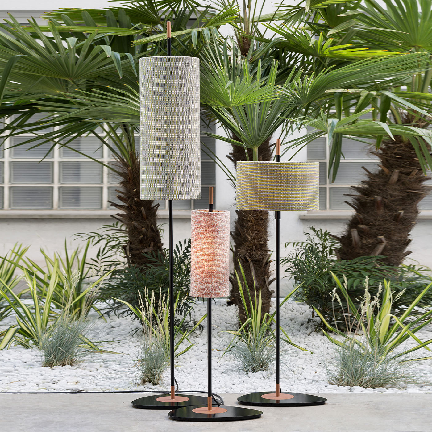 Lagoon Noumea Goyave Small Outdoor Floor Lamp by Servomuto - Alternative view 1