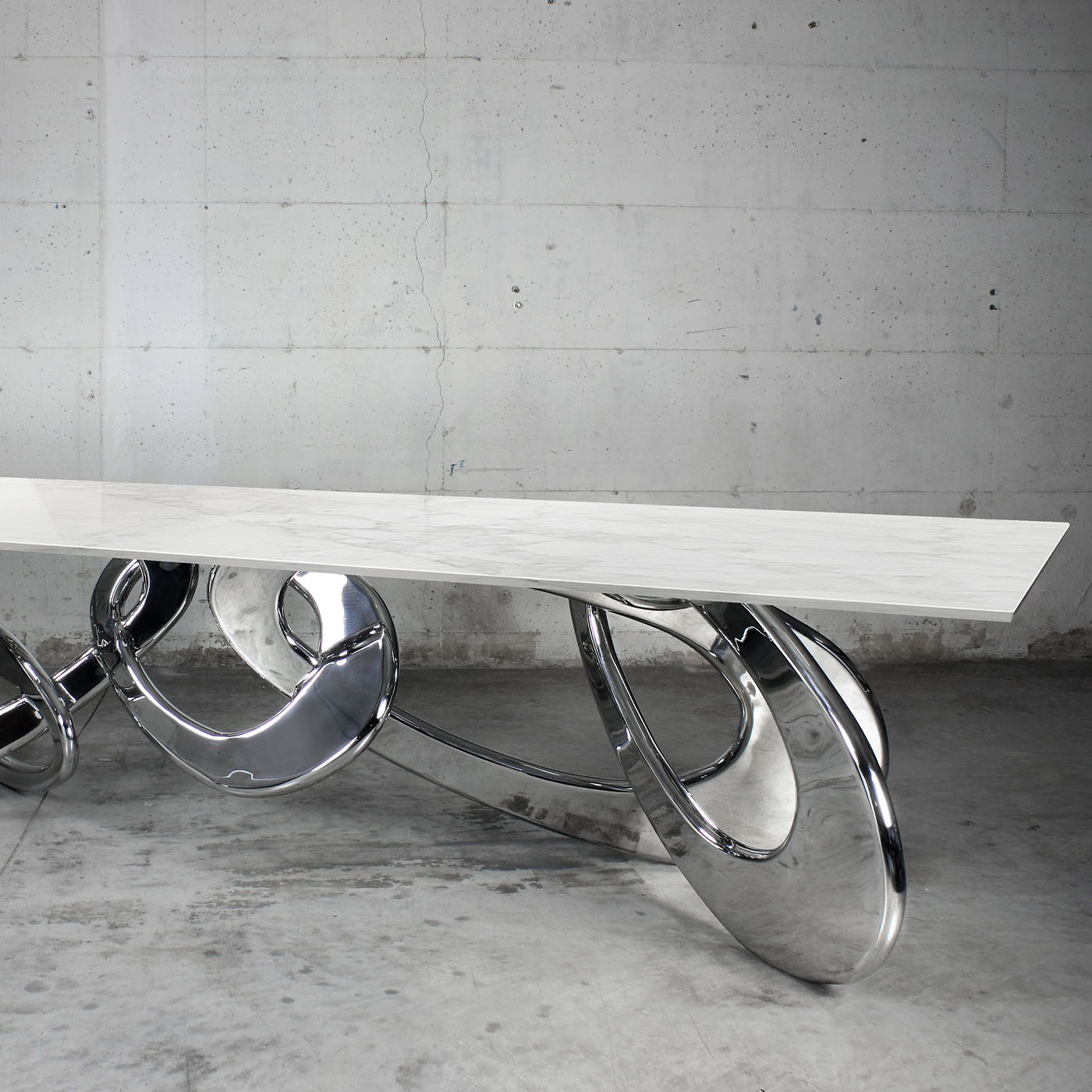 Chained Up Miami Dining Table - Alternative view 4