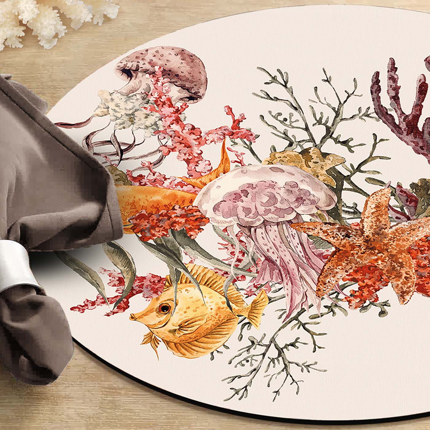 Fish Promenade Coral Set of 2 Round Placemats - Alternative view 1