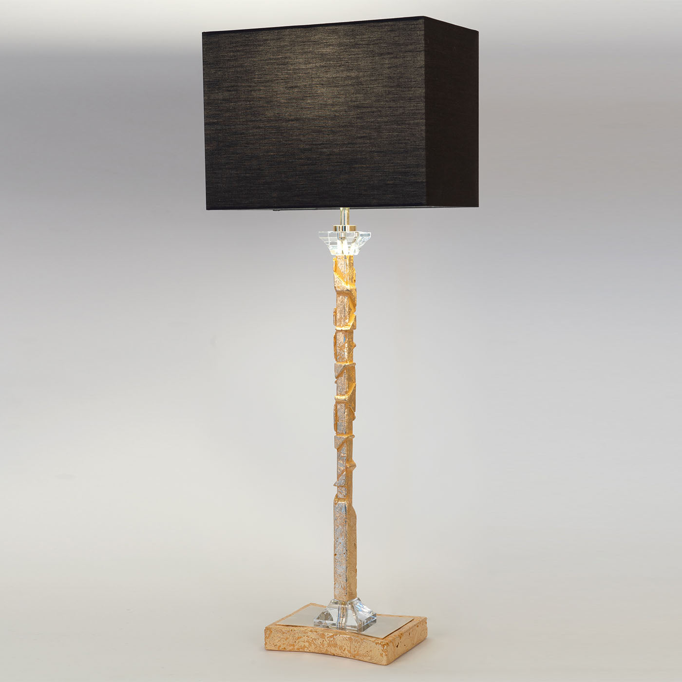Lampada da tavolo alta in grigio antracite e foglia d'oro - Vista alternativa 1