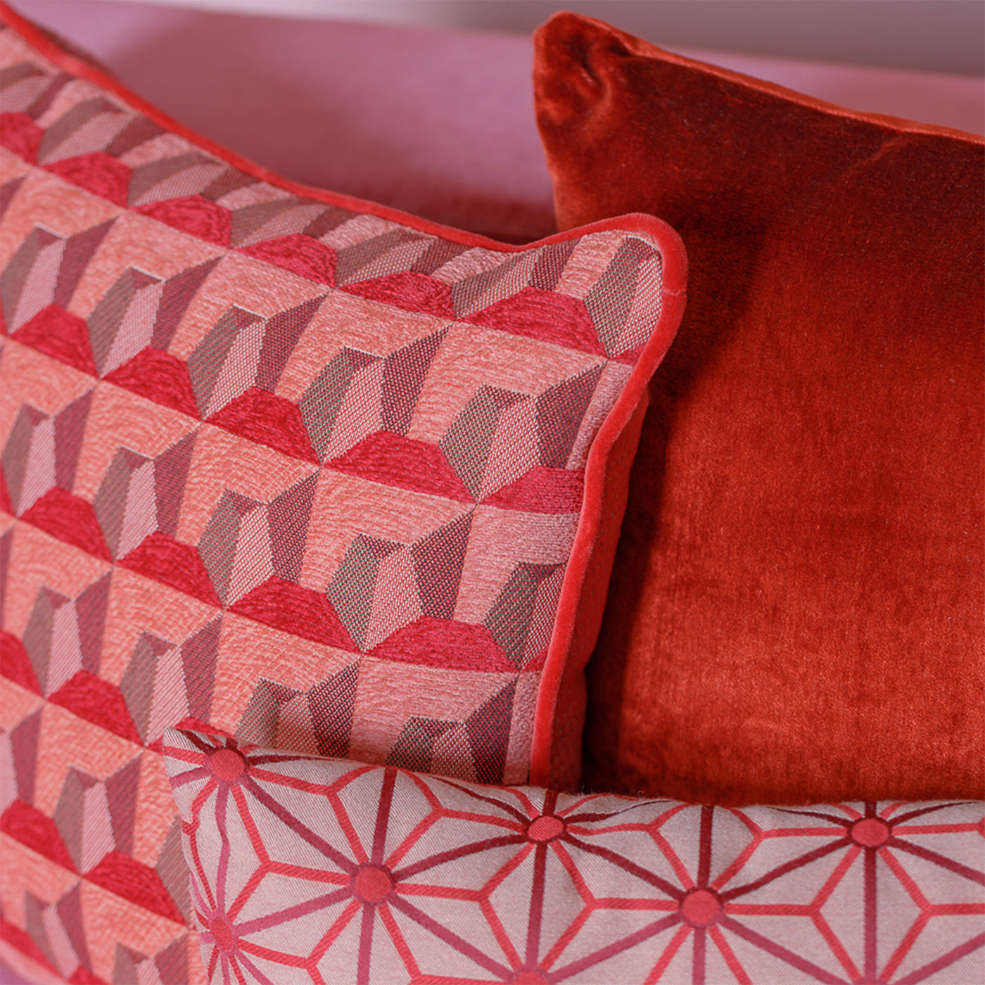 Carrè Cushion In Geometric Relief Jacquard Fabric #1 - Alternative view 3