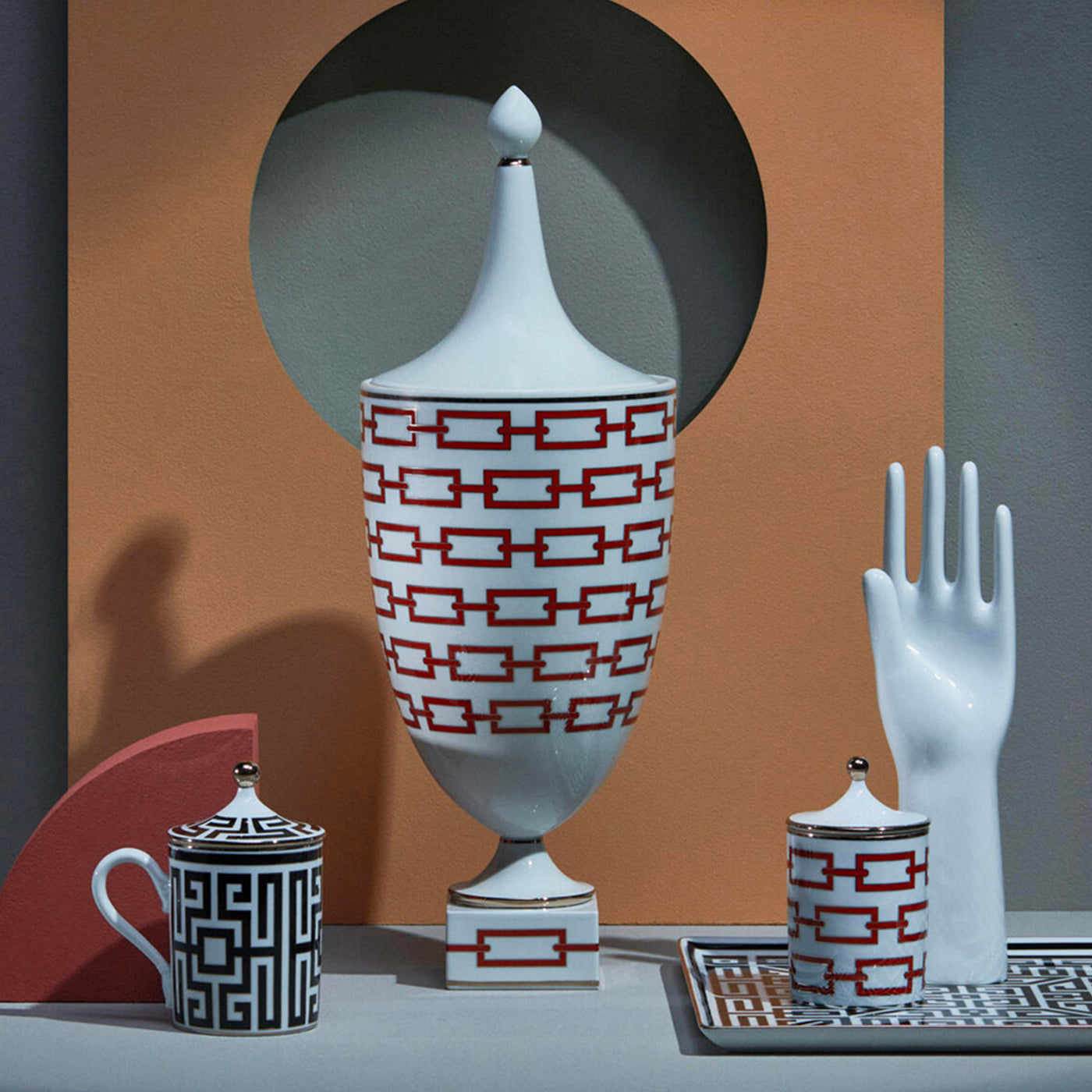 Mano Glazed Porcelain Decorative Hand - Limited Edition by Gio Ponti - Alternative view 2