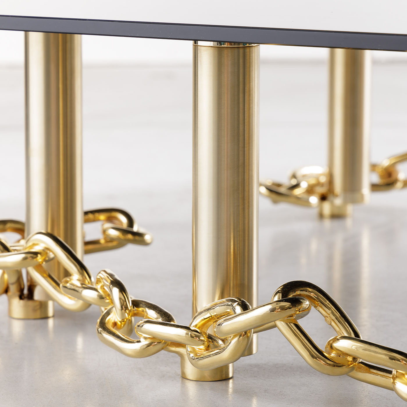 T2231 Golden Chain Coffee Table - Alternative view 2