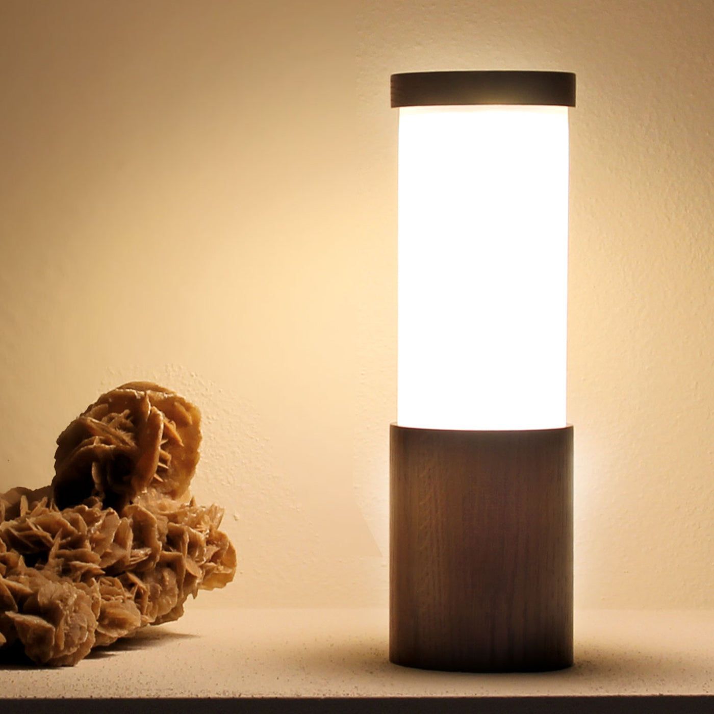 Lámpara de mesa Tubino Noce de Stefano Tabarin - Vista alternativa 1