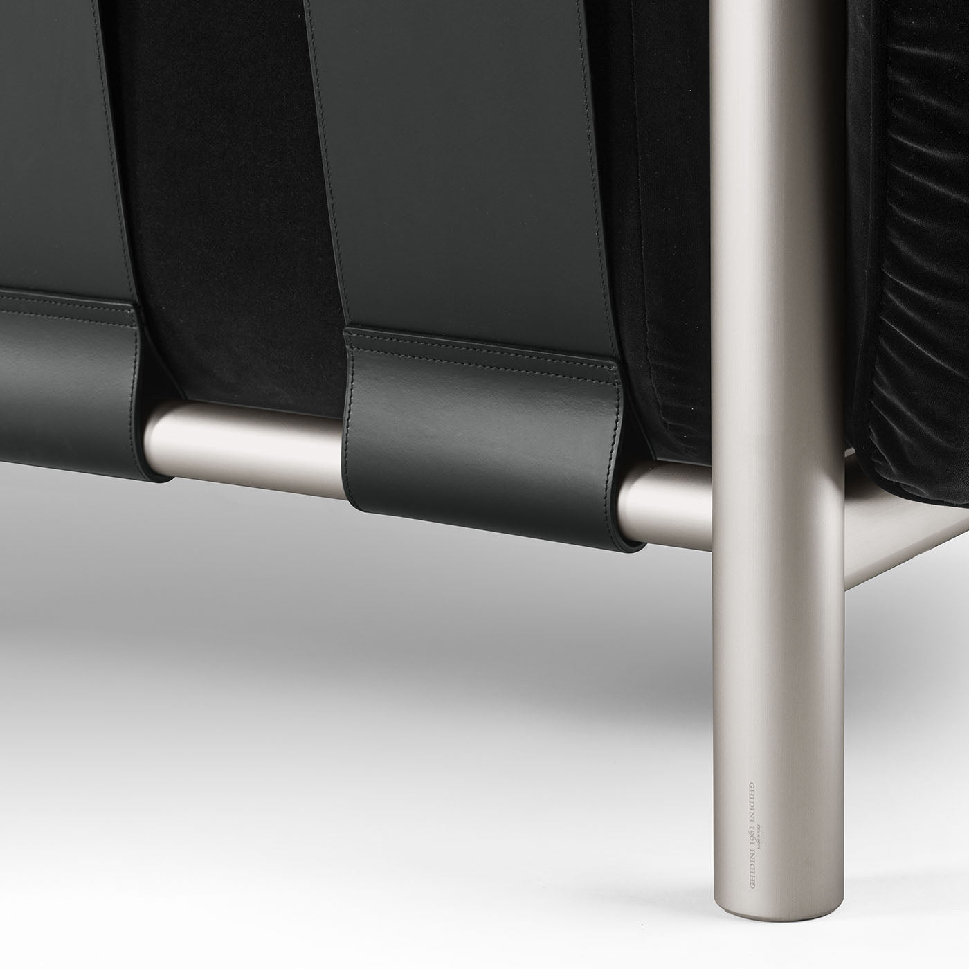 Flo 4-Seater Black Fabric Sofa by Lorenza Bozzoli - Alternative view 3