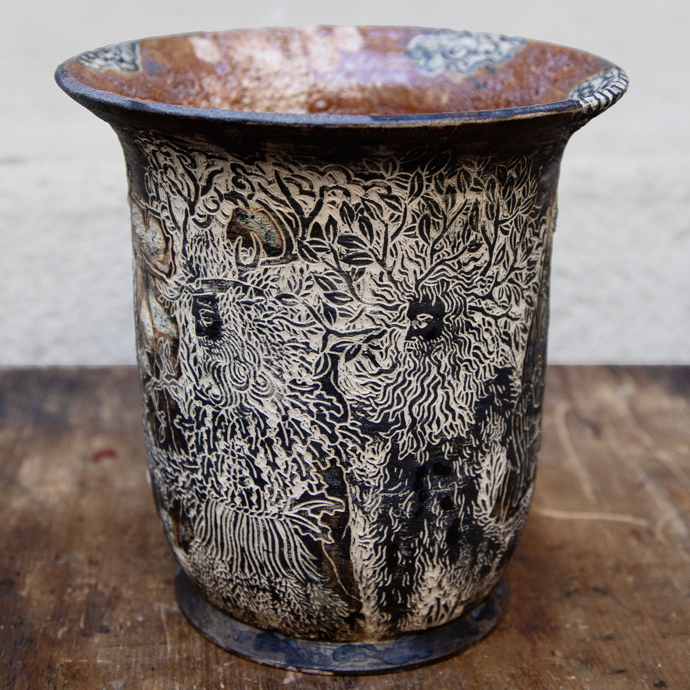 Stonehenge Black Stoneware And Lava Glaze Vase - Alternative view 3