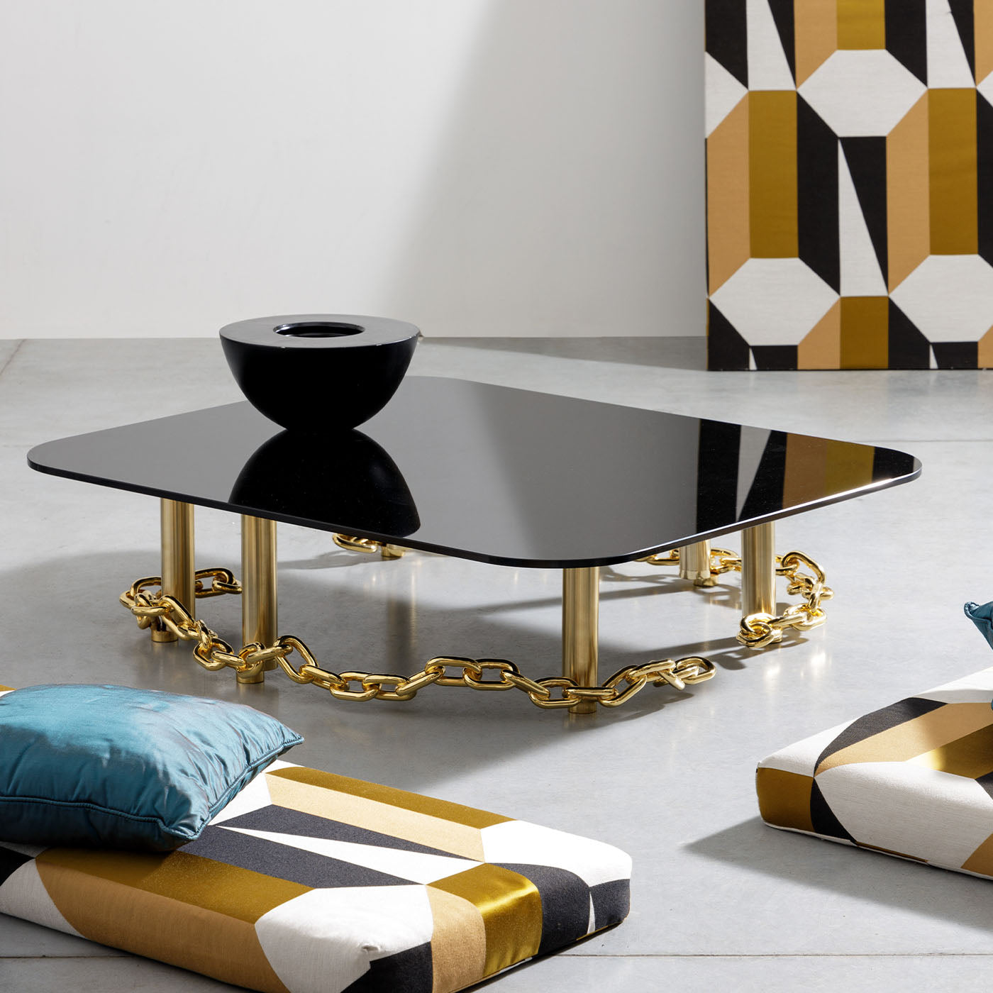 T2231 Golden Chain Coffee Table - Alternative view 3