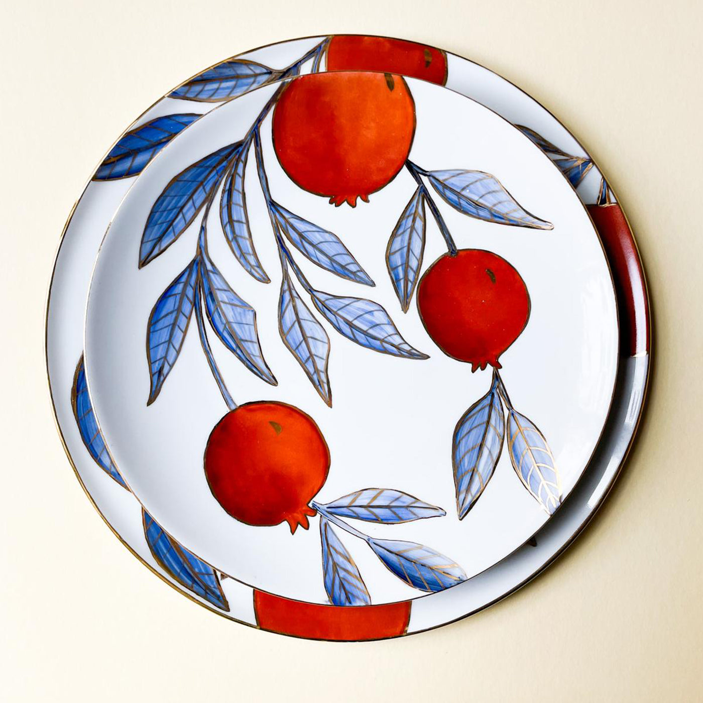 Cora Polychrome Charger Plate - Alternative view 1