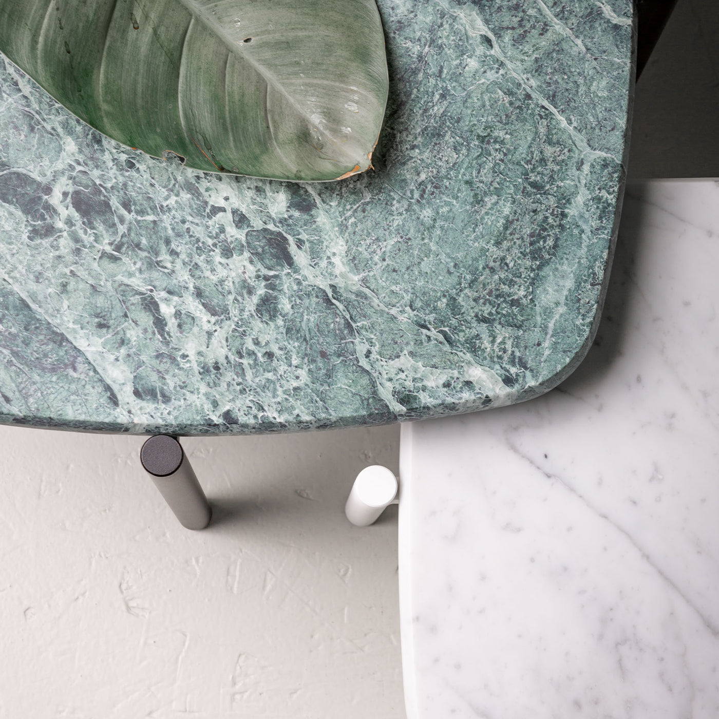 Mesa de centro de mármol de Carrara Blade - Vista alternativa 1