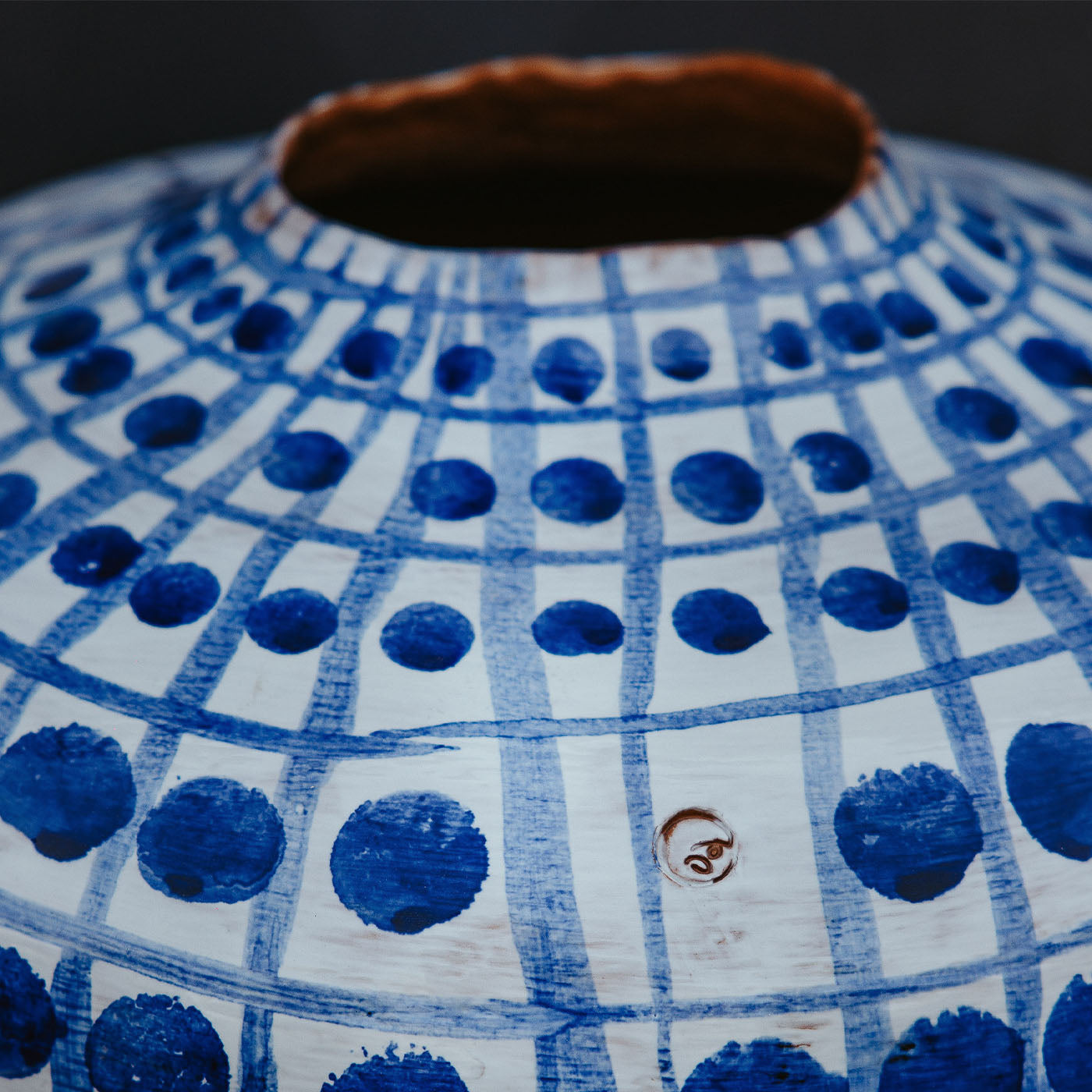 Vase Big Dots bleu cobalt - Vue alternative 1