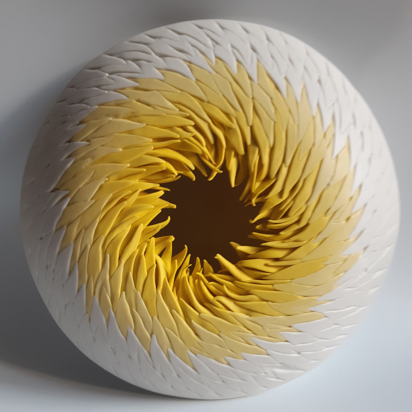 SEA URCHIN WALL SCULPTURE - WHITE AND YELLOW - Alternative view 4