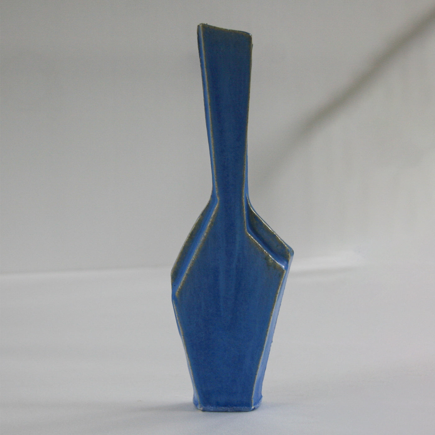 Small Cubist Blue Vase N.2 - Alternative view 3
